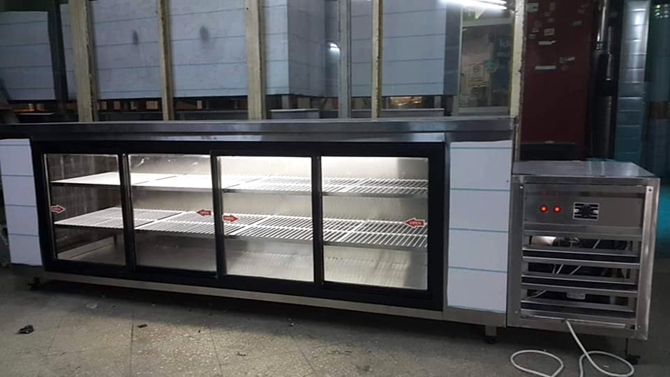 Pasta Teşhir Dolapları