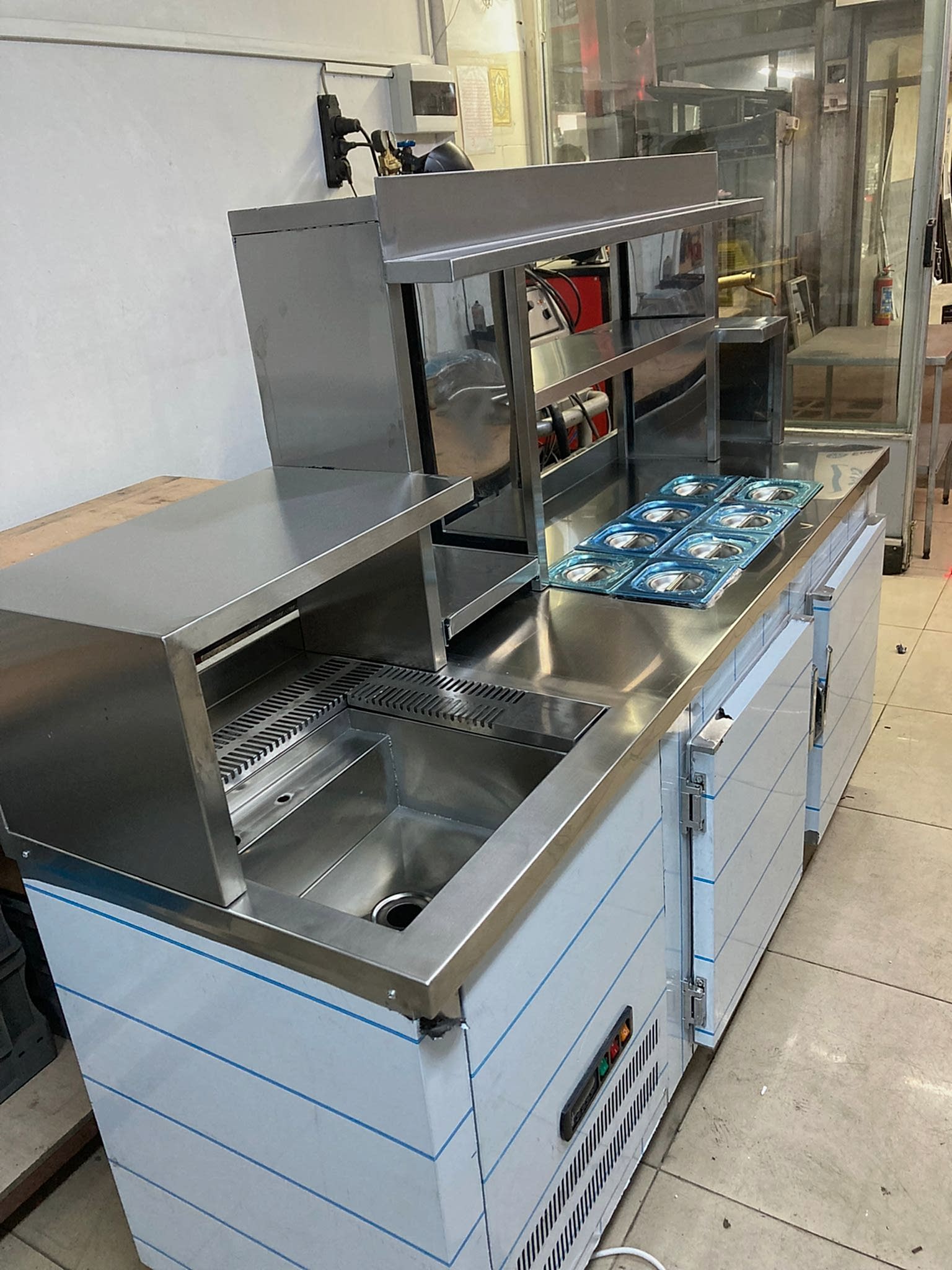 Evyeli Soğutmalı Çalışma Tezgahı