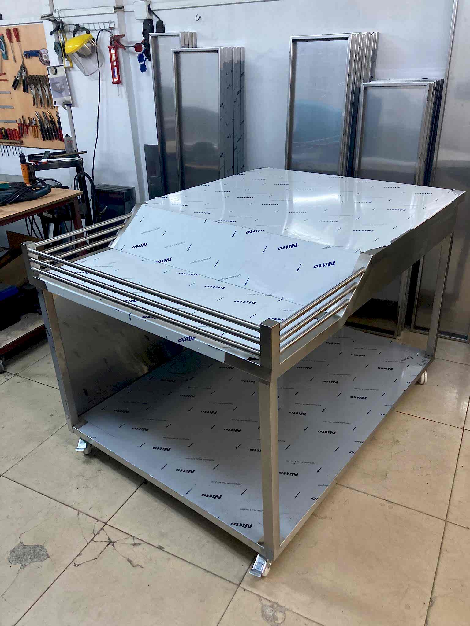 Paslanmaz Fırın Önü Tezgahı 