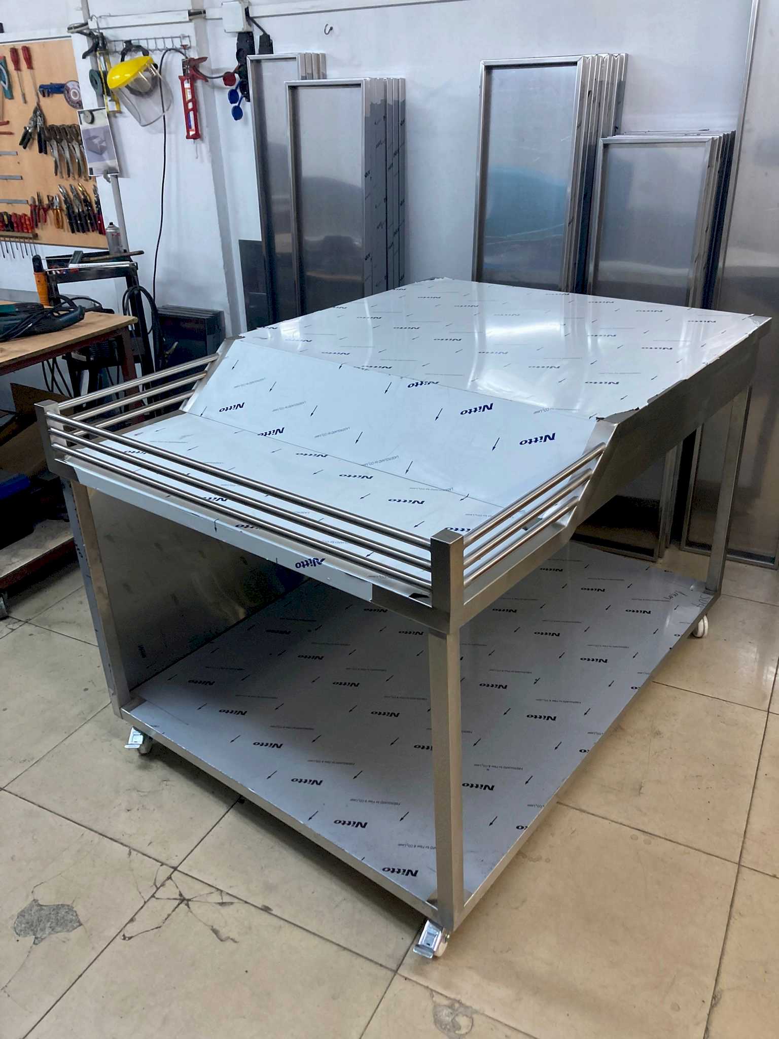 Paslanmaz Fırın Önü Tezgahı 